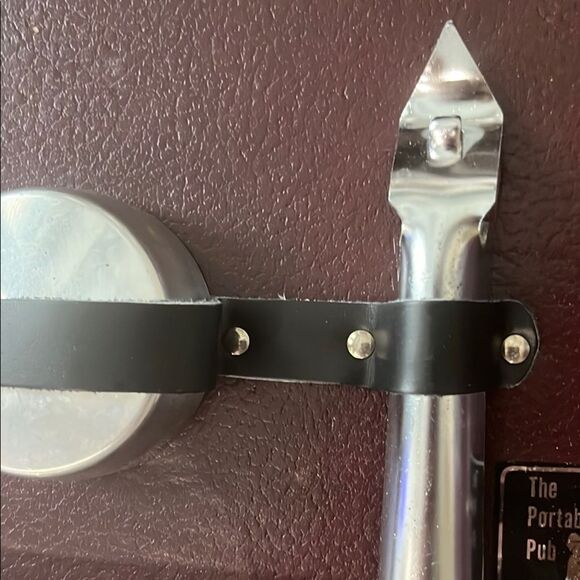 Vintage Portable Pub Londonaire Barware Set PRICE IS NOW FIRM NO OFFERS PLEASE - Picture 8 of 12